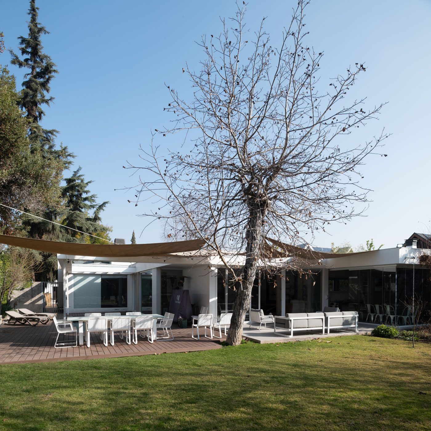 JARDIN DEL ESTE - ARQUITECTURA MODERNA